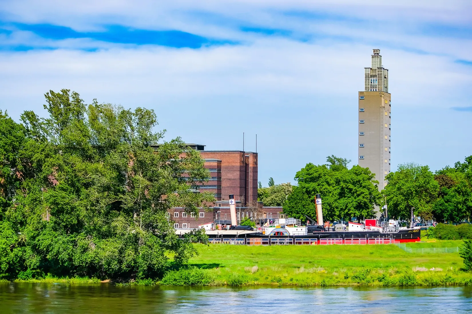 Stadthalle Magdeburg | Foto: Matthias/AdobeStock